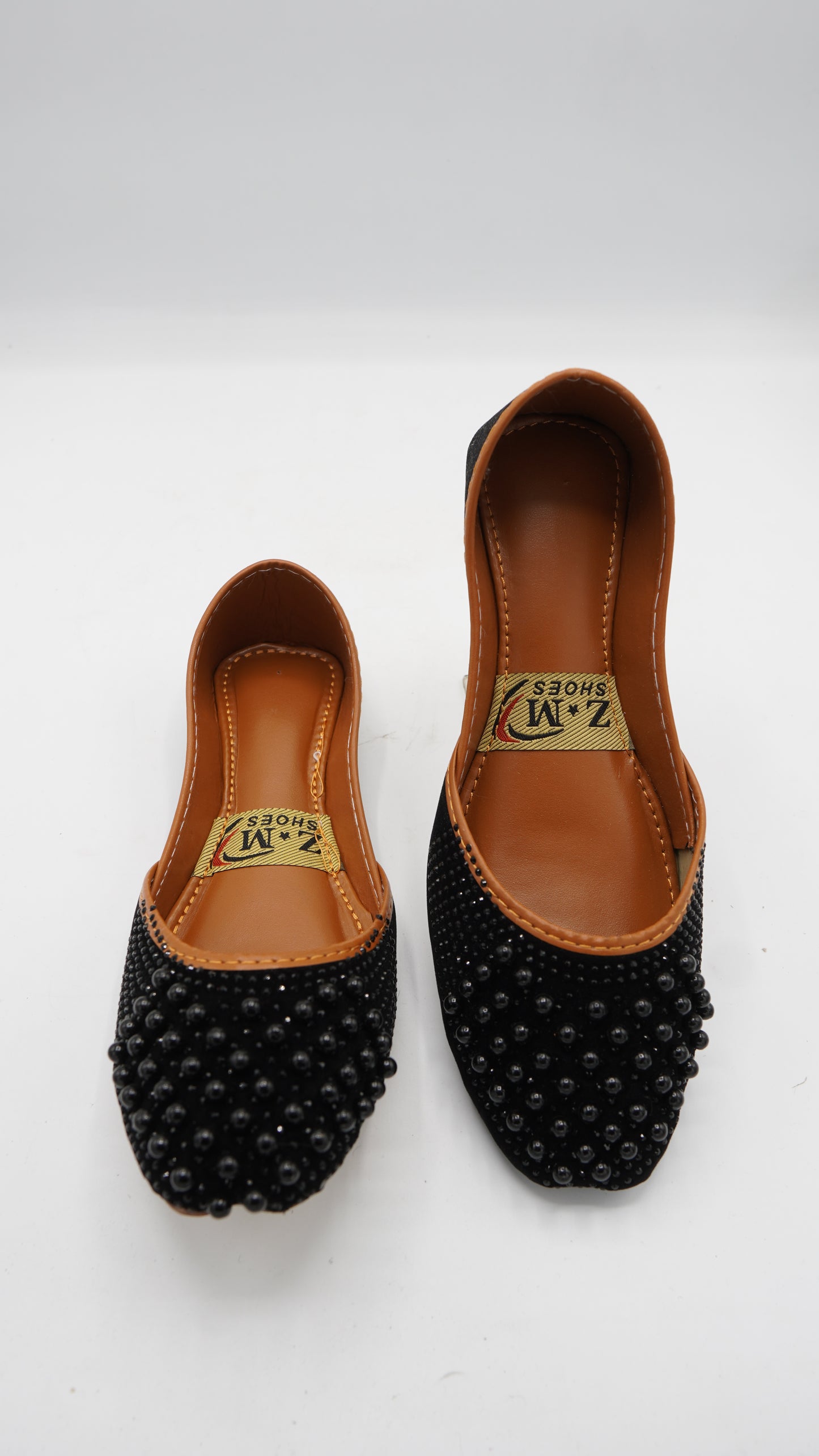Vibrant Black Embellished Pearl Khussa